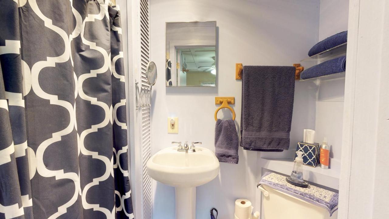 Cavalier Cottage B&B Shelburne Falls Exteriör bild